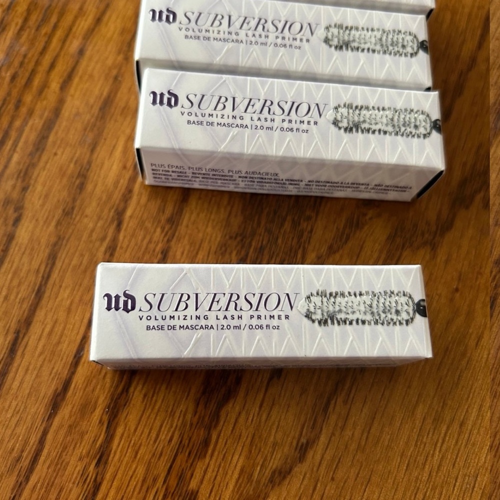 Urban Decay Subversion Volumizing Lash Primer